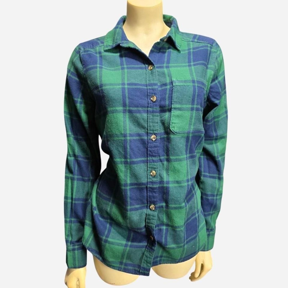 SO plaid‎ flannel button down